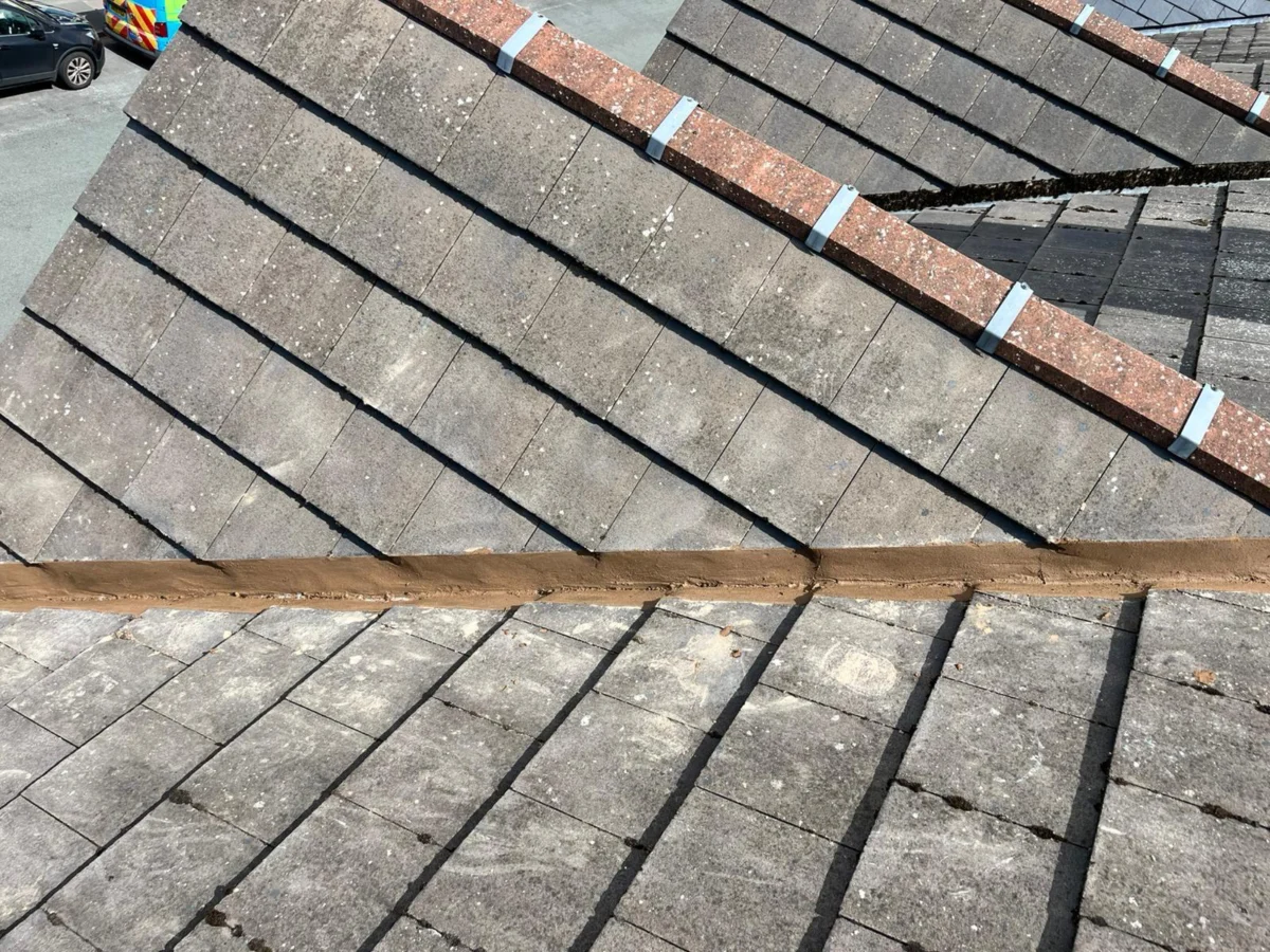 Mr Roofer UK roof valley repair